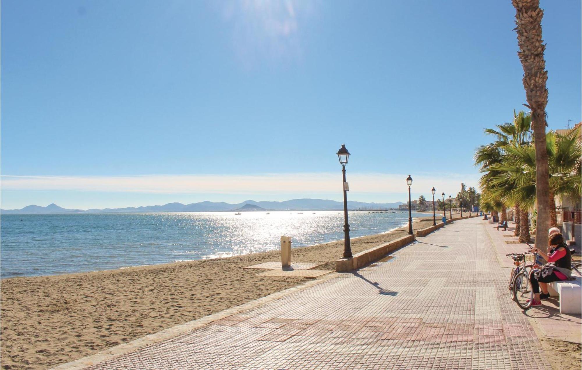 Cozy Apartment In Los Alcazares With Wifi 外观 照片